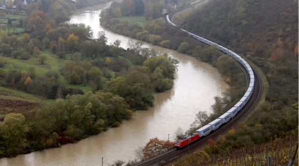 Maersk, Ruscon and Transcontainer joined forces in launching an intermodal container service between the seaport of Novorossiysk and Vorsino dry port outside Moscow.