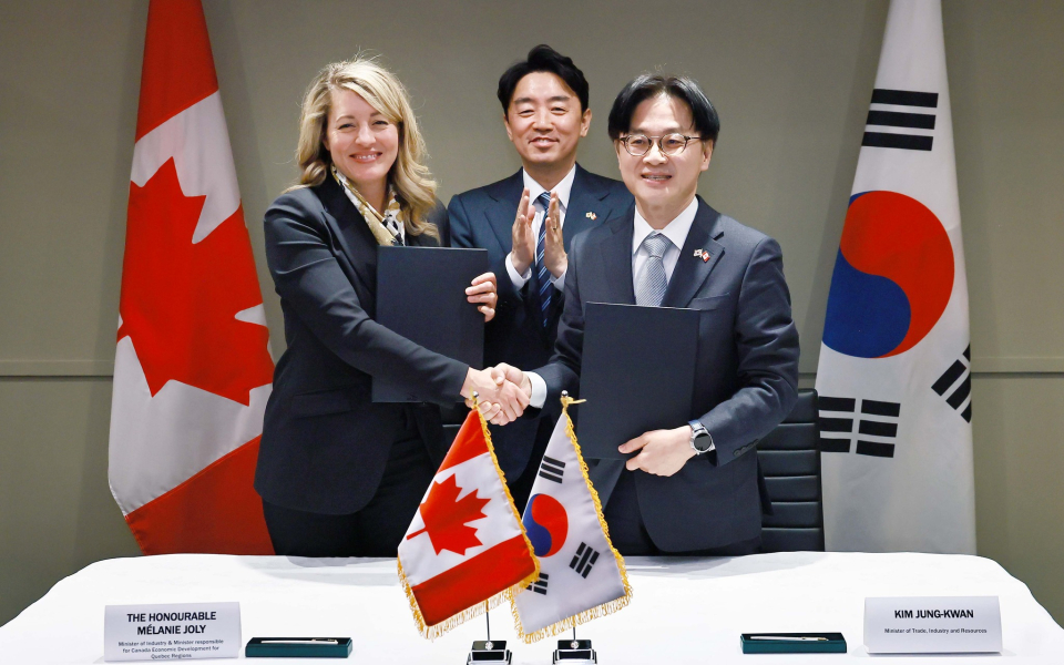 출처 김정관 페이스북