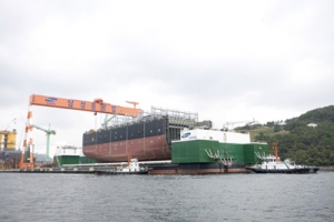 삼성중 세계 최초 테라블록공법 도입 선박 기공식
