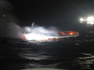 독도해상 선박화재로 선원 4명 실종…6명은 구조